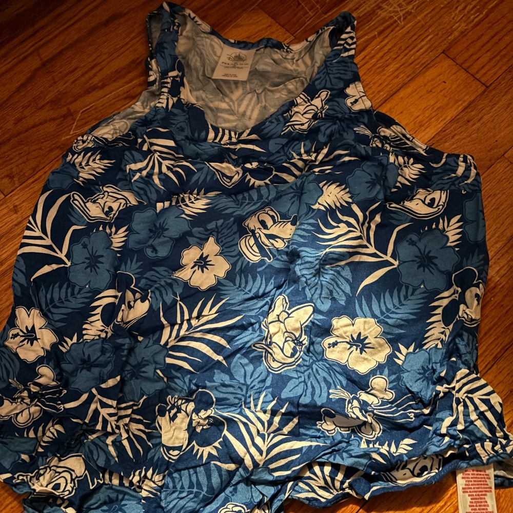 Disney Hawaiian print tank